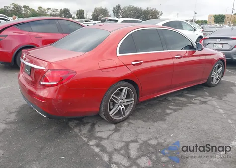 2019 Mercedes-Benz E 300 z USA, uszkodzony, nr VIN WDDZF4JB0KA583668